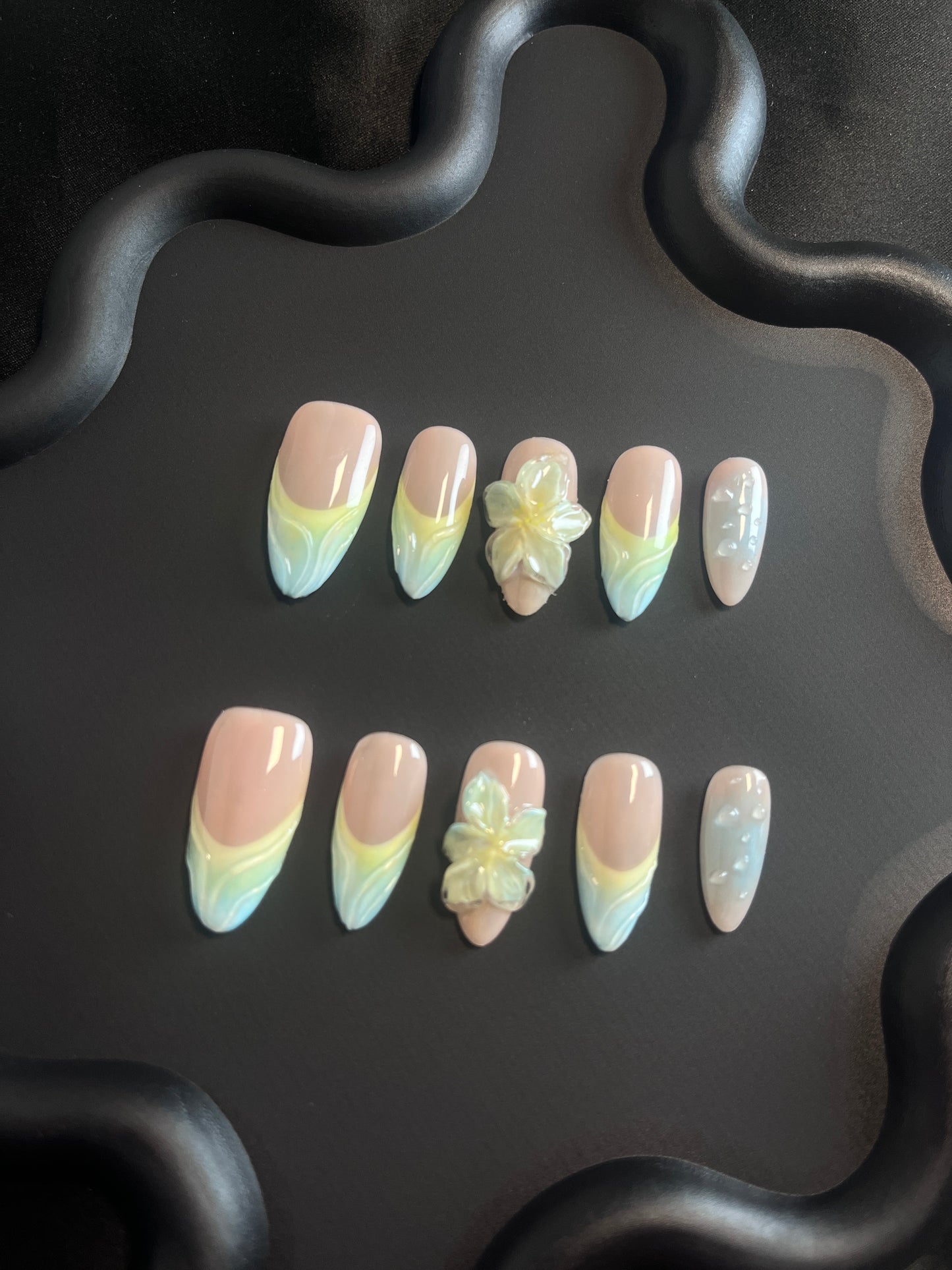 Beach & Blossom
